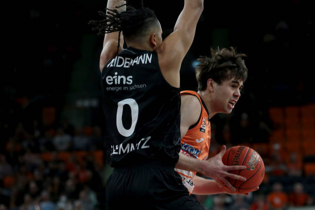 他的耐心传 他的耐心传