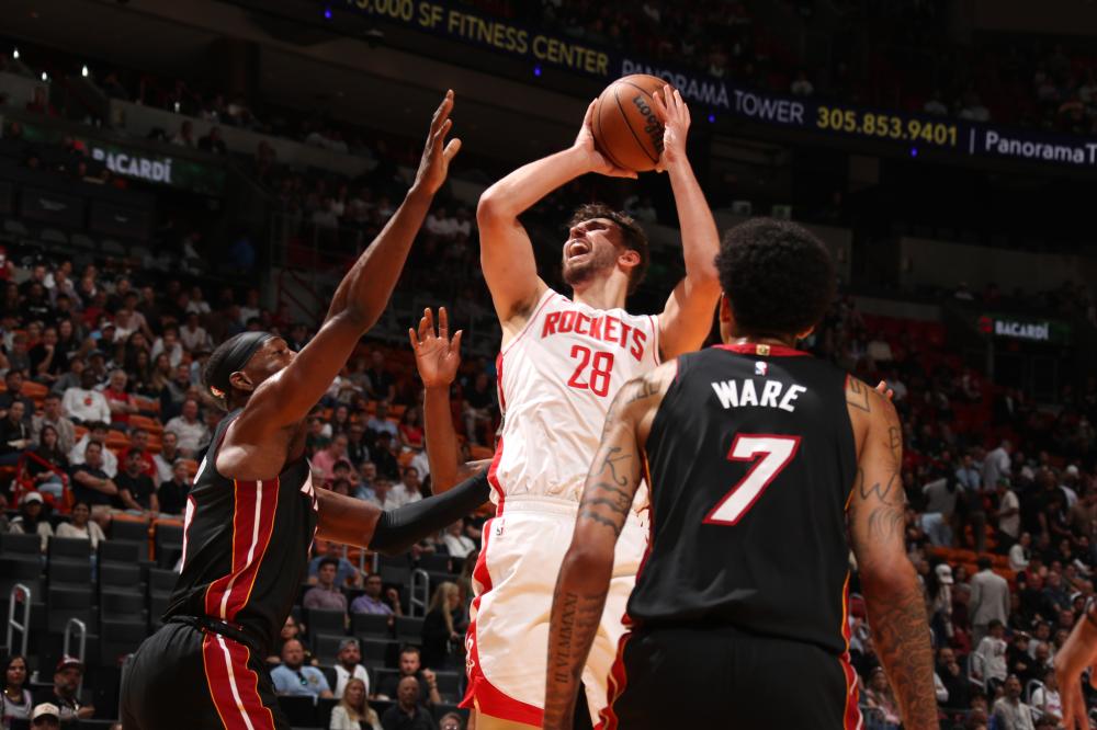 捧起冠军奖 捧起冠军奖