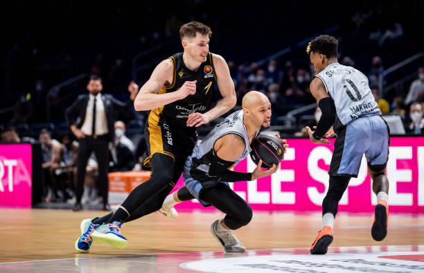 为足球运动 为足球运动